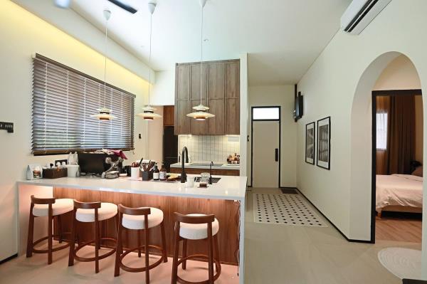 The rooms in Tan’s house are modest spaces designed for his use with no surplus areas as he o<em></em>nly wants what is enough for him.