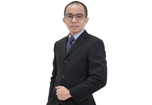 Dr Mohd Zaim suggests three simple office exercises for maintaining spine health – neck stretches, shoulder rolls, and seated twists.