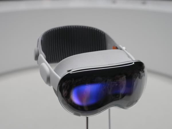 Apple’s Vision Pro on display in Cupertino, California, on June 5, 2023. Chen was among the first group of journalists to try the Vision Pro last year and walked away impressed with the quality of the picture but ultimately not sure that people would want to wear it. — Jim Wilson/The New York Times