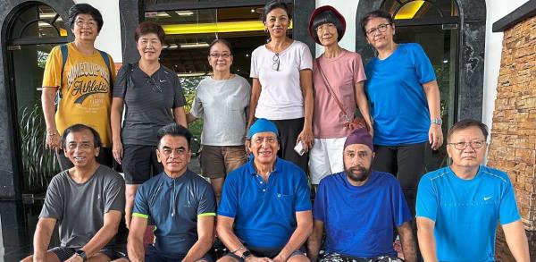 The Tara family (the writer is in the middle, front row) at the resort.