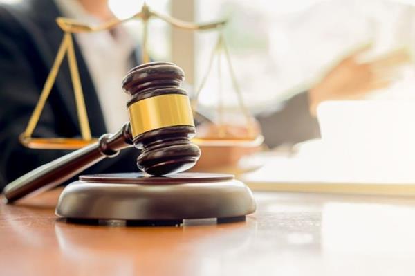 前卡车司机在焚烧电动自行车案中被判无罪