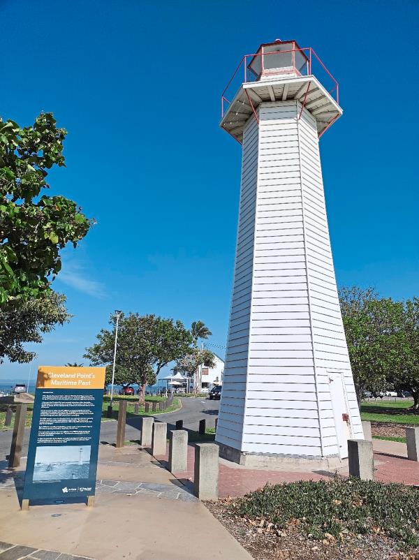 Cleveland Point’s hexago<em></em>nal lighthouse – a reminder of the town’s early role in Australia’s history of shipping. — Photos: EZRA YONG
