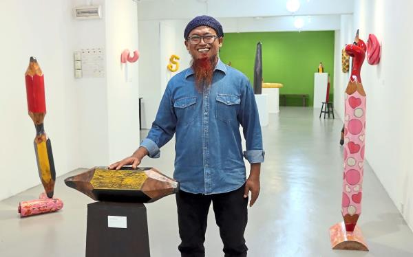 ‘Like the act of sharpening a pencil. Havin<em></em>g a positive imagination is im<em></em>portant because it affects the way we think and how we make decisions in life,’ says Daud. Photo: The Star/William Gary 