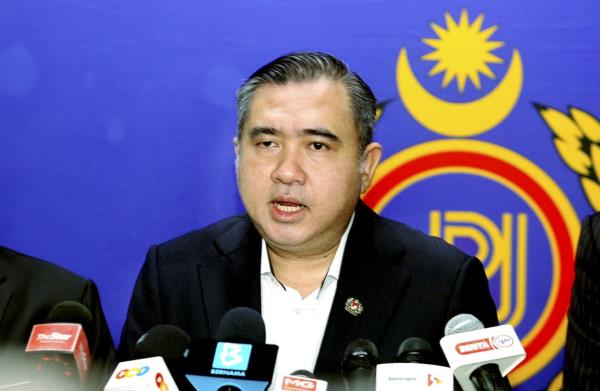 洛克否认知晓跨婆罗洲铁路的公告，称可行性研究阶段将于5月开始