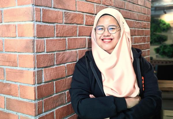 Don’t be afraid to fail, as there are valuable lessons to be learnt after each failure. Try and try again until you level up, says Zarifah.