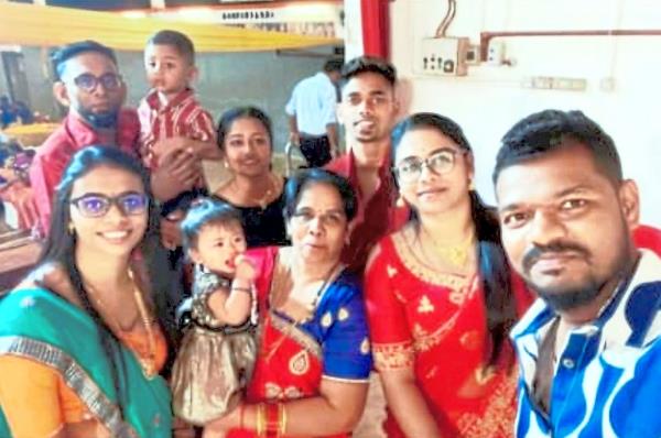 Liya with Tiwali and her children, daughter and son in law and grandchild.