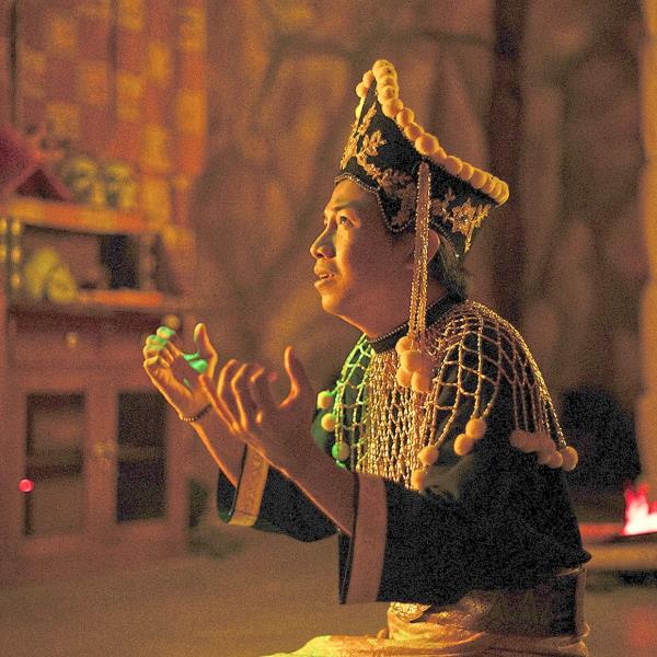 During the Hauntu experience, participants will learn traditio<em></em>nal dance movements that are said to protect them against dark forces and evil spirits. Photo: Hauntu