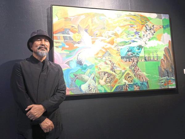 Tapa's street photography series was inspired by M. Nasir's folk rock lyrics, notably during his days with Kembara in the 1980s. Photo: The Star/Azlina Abdullah 