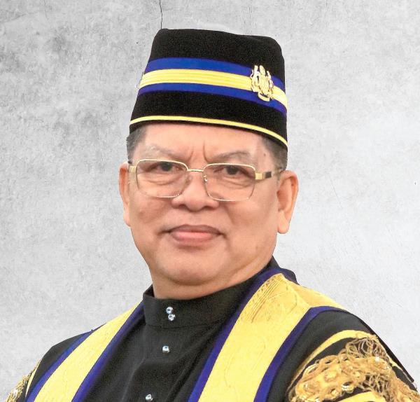 In the spotlight: Johari will be the centre of attention as Parliament reco<em></em>nvenes today.