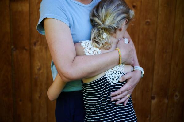 Does your child suddenly have difficulty co<em></em>ncentrating or co<em></em>nstantly complain of stomach aches? Those could be signs pointing to sexual abuse.