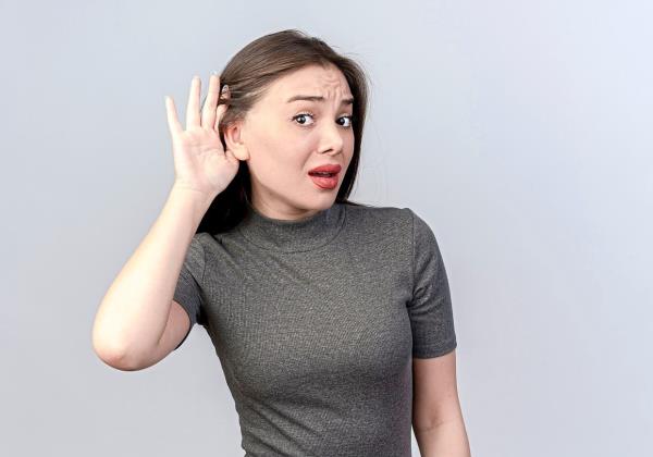 If there is access to the environment, PWDs are able to live like any other person, irrespective of what impairment they have. For example, deaf persons can ‘hear’ using BIM or captions. Photo: Freepik