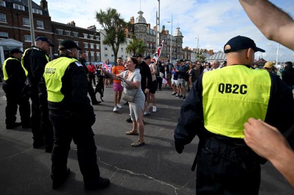 Police and protesters