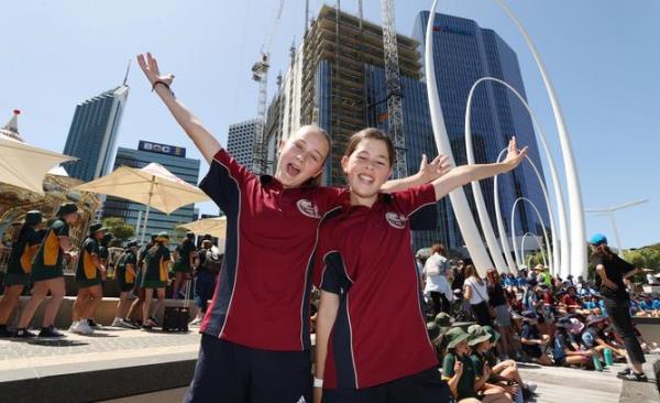 Harmony Primary School students Isabelle Gerhard and Ella Johnston were among the kids excited to be singing for Telethon. 