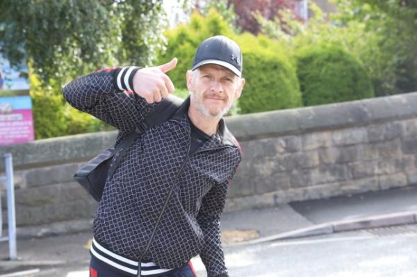 Stuart Bennett does a dance in the street as he leaves HM Prison Leeds on the day an early release scheme came in to effect. September 10 2024. A number of priso<em></em>ners are being released after serving 40% of their sentence due to a lack of space in prisons.