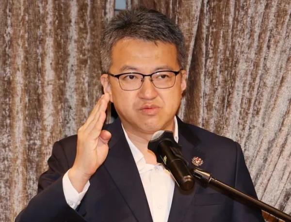 刘：马来西亚准备成为东盟电动汽车制造的区域中心
