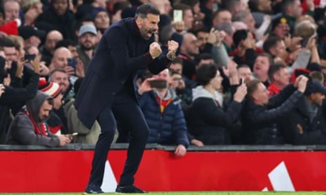 Interim manager Ruud van Nistelrooy celebrated wildly when Manchester United took the lead against Chelsea.