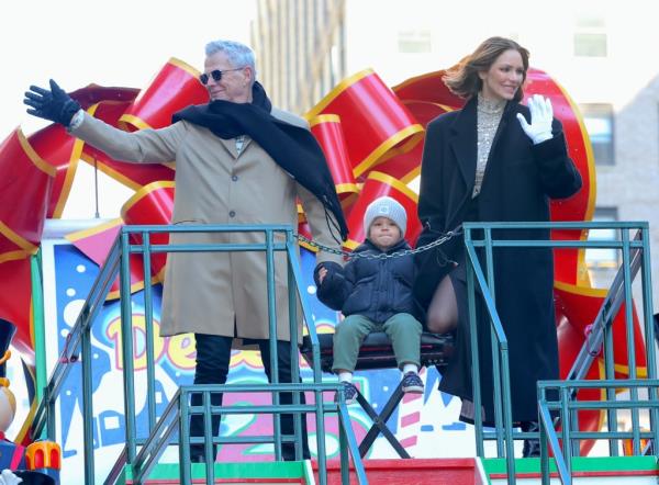 David Foster and Katharine McPhee with their son Rennie at the 2023 Macy's Thanksgiving Day Parade