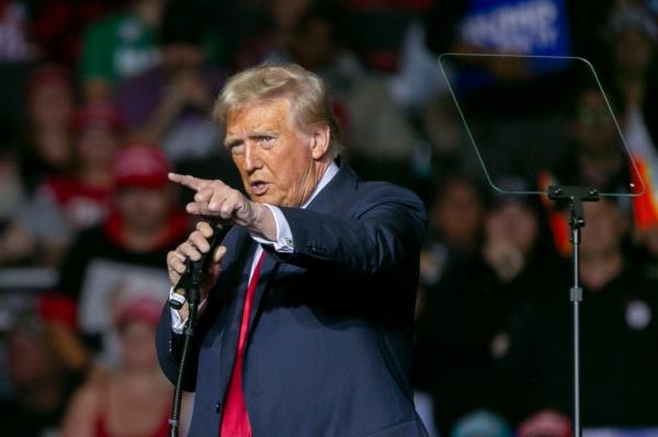 Do<em></em>nald Trump