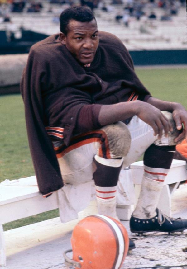 Jim Brown on the sidelines during an NFL game in 1963.