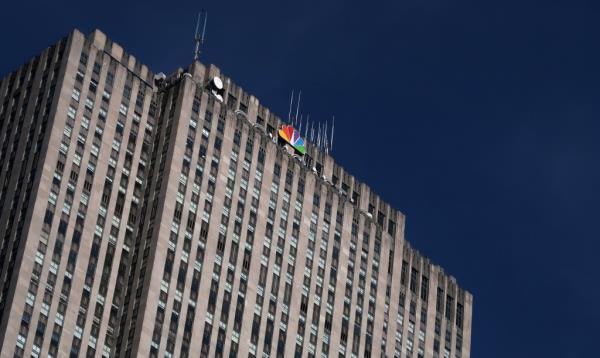NBCUniversal-parent Comcast co<em></em>ntinues to get squeezed as customers cut their cable packages and opt for streaming.