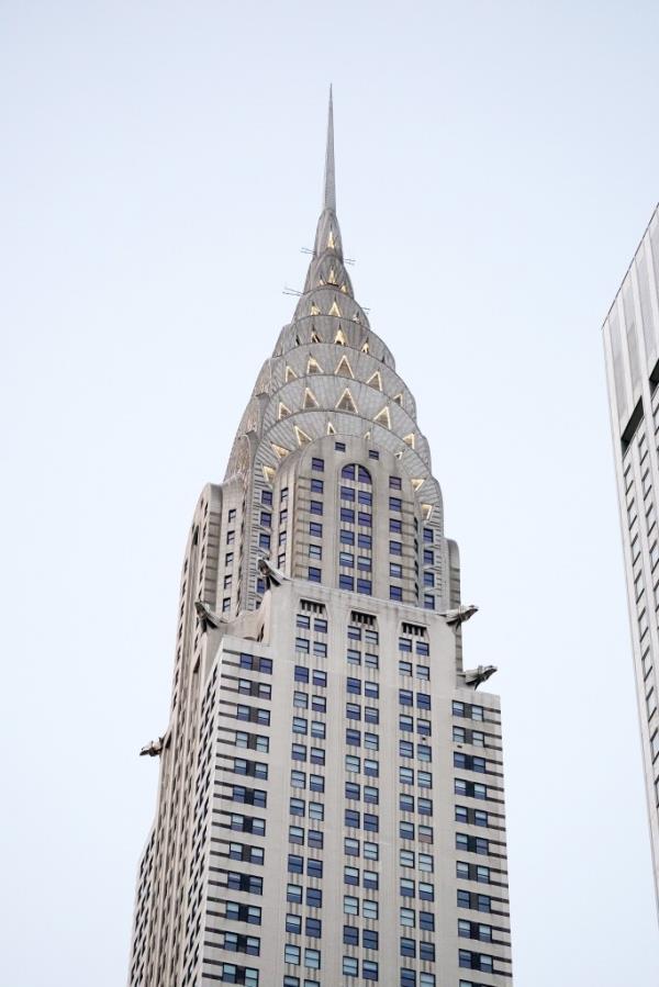 The ico<em></em>nic Art-Deco tower is a<em></em>bout 60% leased.