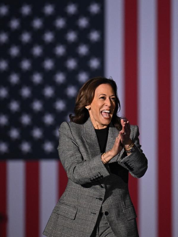 The Washington Post blocked its editorial board from endorsing Kamala Harris.