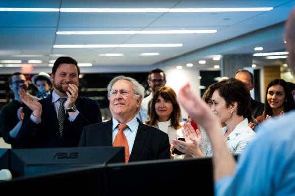 David Hoffman celebrated by staff for 2024 Pulitzer Prize.