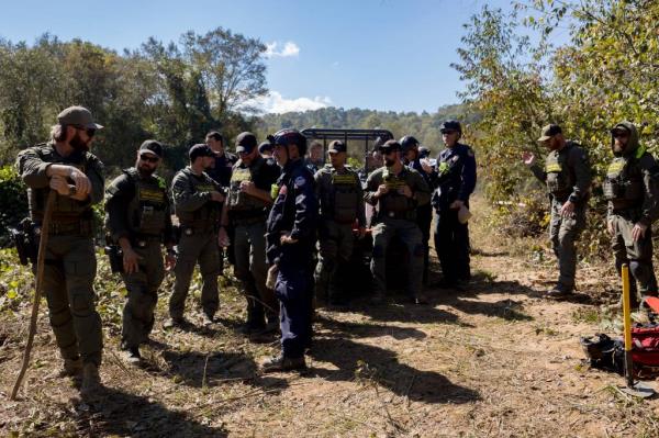 Hundreds of perso<em></em>nnel from state and federal rescue agencies joined in to help the search in Buncombe County 