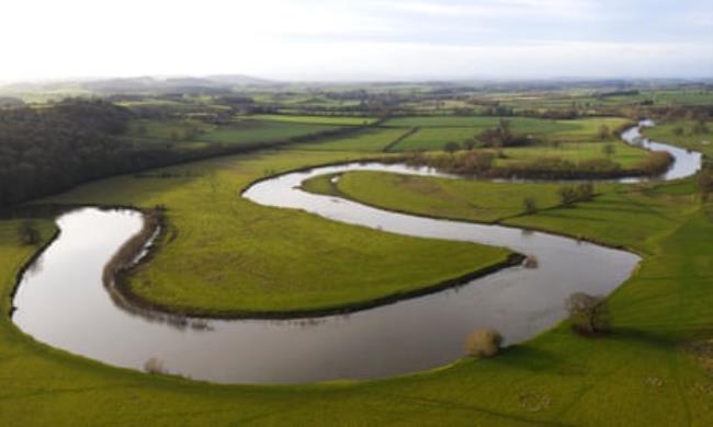 Aerial view of the River Severn winding its way through Leighton in Shropshire.