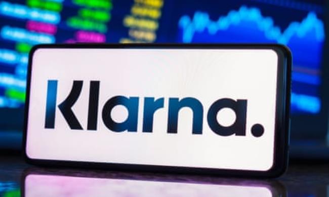 In this photo illustration, the Klarna Bank AB logo is displayed on a smartphone screen