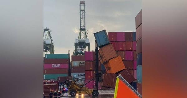 Man taken to hospital after co<em></em>ntainer falls on forklift at Pasir Panjang Terminal