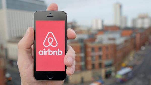 'Robin Hood' activists glue shut Airbnb lockboxes to protest overtourism in Italy