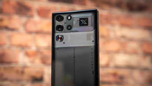 RedMagic 10 Pro is powered by the Snapdragon 8 Elite for class-leading performance. Picture: Noel Campion.