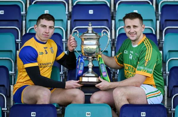 Na Fianna hurler Kevin Burke, left, and Kilcormac Killoughey hurler Co<em></em>nor Slevin with the O'Neill cup during the launch of the AIB GAA Leinster Club SHC final. Picture: Brendan Moran/Sportsfile
