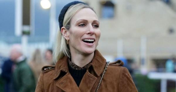 Zara Tindall穿着巧克力色外套独自出门，惊艳全场