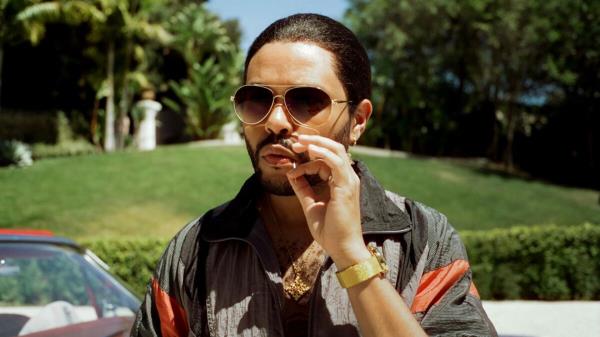 The Weeknd uses a toothpick and wear sunglasses on HBO's The Idol