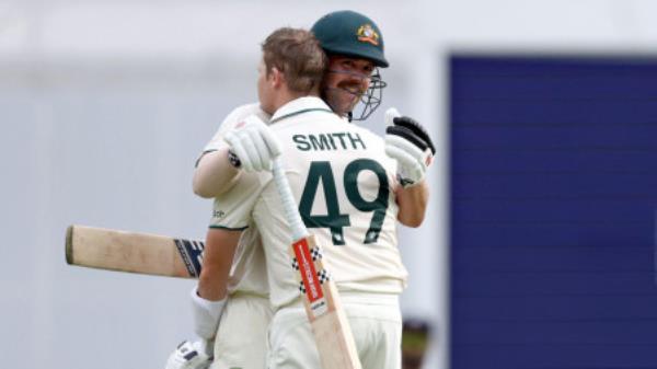 Smith ends century drought as Head dazzles with 152 in Brisbane