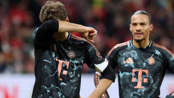 European wrap: Bayern's unbeaten start comes to end as Mainz stun leaders 