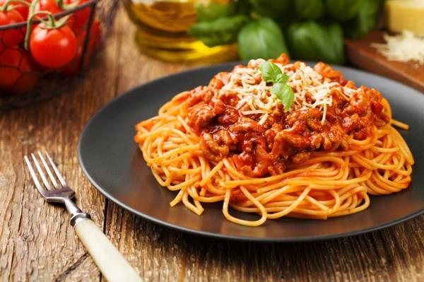 A plate of high-carb spaghetti on a plate on a table