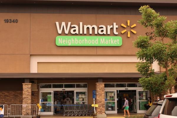 exterior of walmart neighborhood market in torrance california