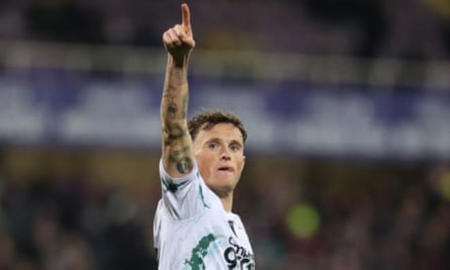 Liam Henderson celebrates scoring in a penalty shootout against Fiorentina in the Coppa Italia earlier this month