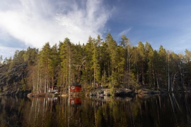 Summer houses along a lake shore