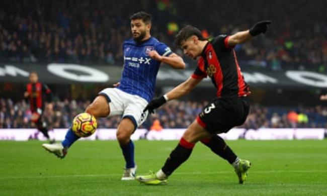 Milos Kerkez attacks for Bournemouth