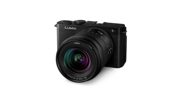 Panaso<em></em>nic Lumix S9 on white background with Panaso<em></em>nic 20-60 mm lens attached