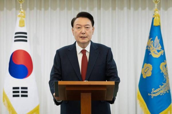 韩国调查人员在圣诞节当天传唤了尹光雄