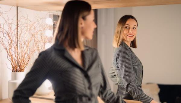 Does Looking Good Lead to Doing Good?